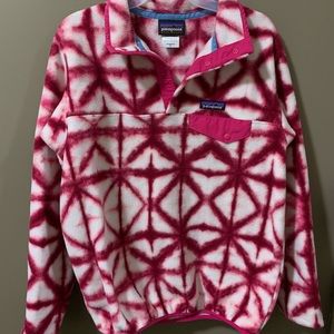 Pink pattern Patagonia synchilla